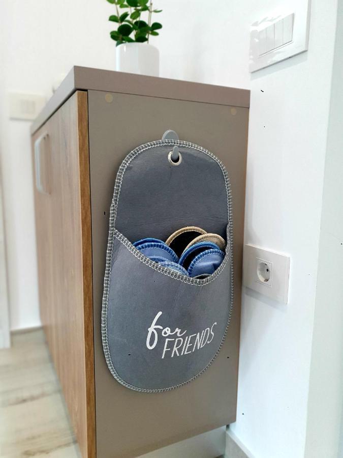 'Just Like Home' Apartment - With Private Parking Place Galaţi Εξωτερικό φωτογραφία